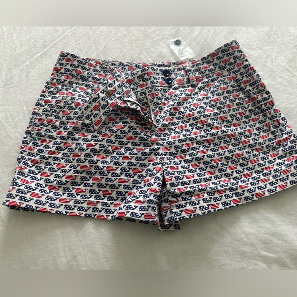 Vineyard Vines Whale Print Shorts